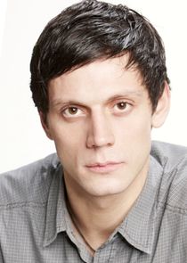 Марк, управляющий у Чарльза