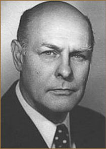 Виктор Иванович, комиссар ГБ