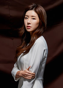 Yoon Ma Ri