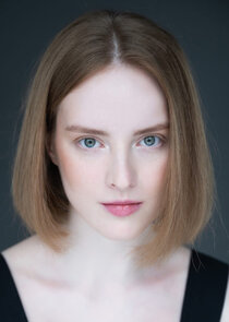 Марина – учительница русского языка и литературы