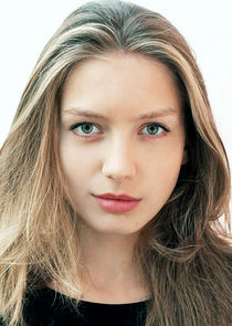 Елена Владимировна Мягкова, журналистка, дочь генерала