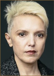 Нина Сергеевна, адвокат, бывшая жена Калёного