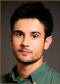 Глеб, журналист, пасынок Гарая