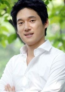 Kang Jun Woo