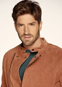 Luciano Liz&aacute;rraga