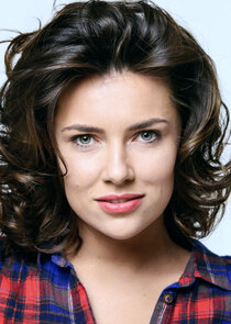 Анжела Голубева, официантка, сестра Романа