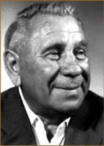 контролёр на речном трамвайчике