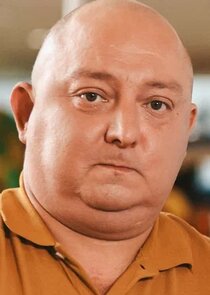 Данила, друг Гены, продавец в обувном