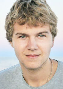 Паша, руководитель отряда "Феникс"