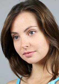 Ирина, ассистентка Анны