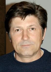 Евгений Николаевич, отец Леры, юрист