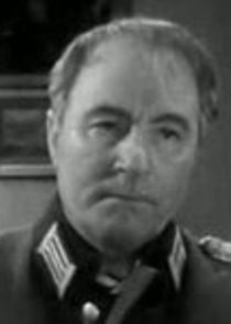 Зигфрид Трауб, майор, военный писатель