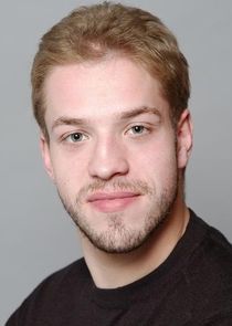 Илья Евтюхов, хоккеист, друг Крюкова