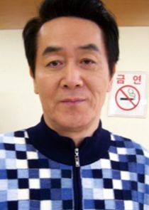 Kang Shin Wook