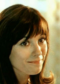 Оля Потапова, младший лейтенант милиции