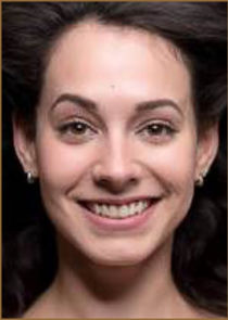 Надежда Георгиевна Сомова, жена Романа, дочь Валентины