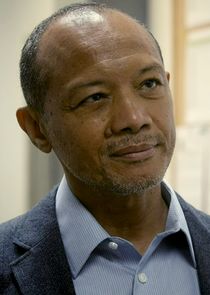 Detective Santiago "Jimmy" Robertson