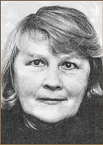 бабушка Кирилла, виолончелистка