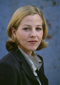 Detective Diane Hoffman