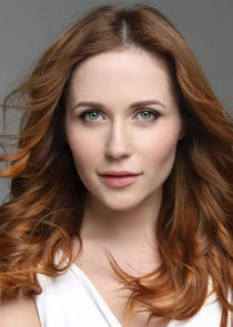 Мила, сестра Семёна, жена Кости