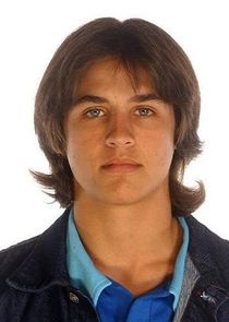 Tom&aacute;s Ezcurra