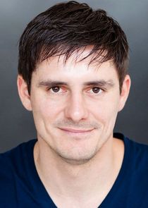 Дмитрий Белов, жених Анны, отец Юлии