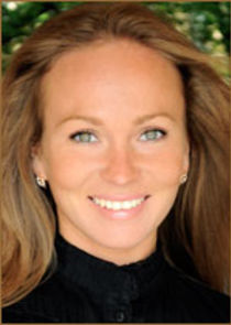 Тамара Неверова, лаборантка, сестра Богдана