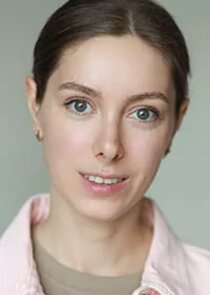 сотрудница книжного магазина