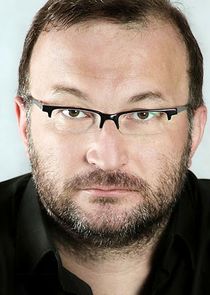 Тимур Исхаков, главврач санатория, друг Алексея