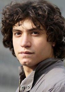 Толик Белов