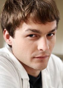 Максим Нестеренко, актёр / капитан Алексей Лемешев