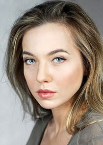 Инна Андреевна Моховая/Калачёва, дочь главы администрации, жена Вадима