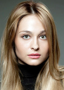 Елена, бухгалтер, подруга Надежды