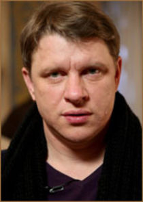 Толик, сосед/муж Галины