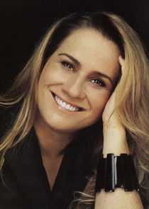 Of&eacute;lia Benedito