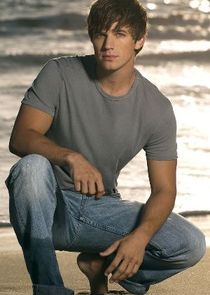 William 'Liam' Court