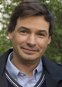 Вениамин Семёнович Прилуцкий, помощник прокурора, одноклассник Анны