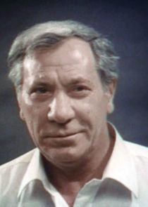 Олег Карпович Архипкин, садовник в советском посольстве