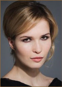 Лиза Новикова, адвокат