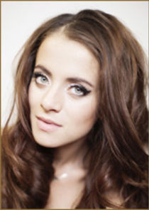 Света, приятельница Дины, продавщица в бутике Аллы