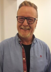 L&aacute;szl&oacute; Uszk&oacute;