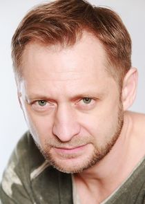 Валентин Михайлович директор гимназии № 17