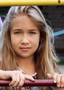 Даша Лапина, дочь Светы (/Саши и Риты)