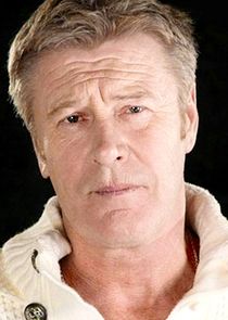 (под)полковник Андрей Николаевич Калинин, отец Лизы, прокурор