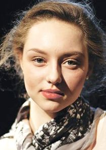 Женя Ливицкая, сводная сестра Натальи, дочь Дианы и Мити