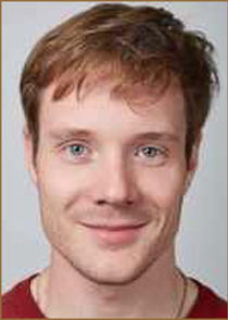 Кирилл Комаров