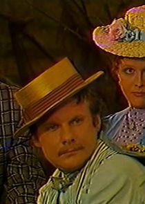 Яша, молодой лакей