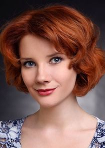 Вероника Михайловна Козинцева, дочь чиновника, начальница Кости