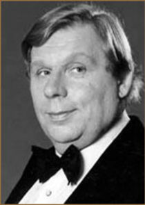 Брунс, гусар, прислуживающий князю