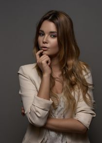 R&eacute;v&eacute;sz Bori